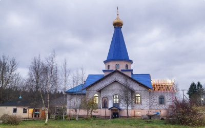 Храм Смоленской иконы Божией Матери в Лесколово